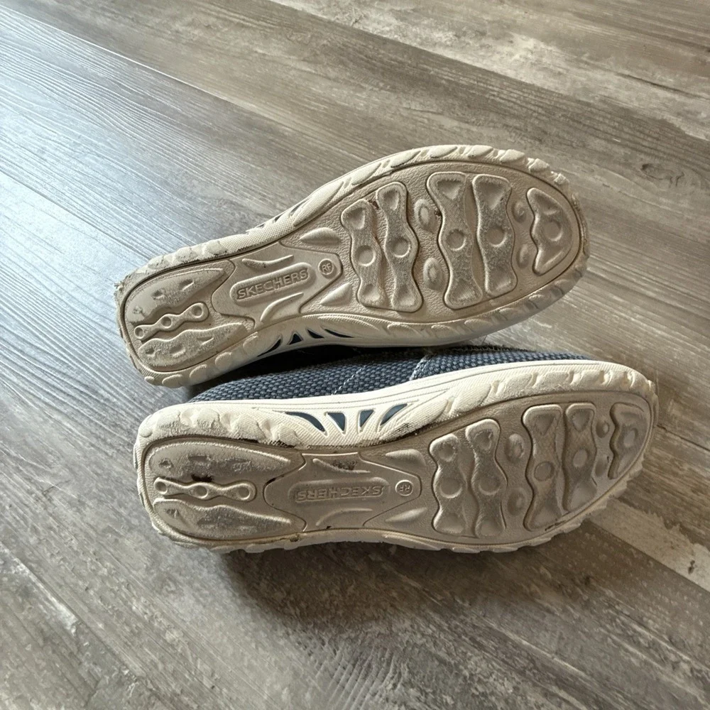 Skechers Relaxed Fit Slip On Canvas Mules Women's Size 8 Navy Blue Denim Comfort